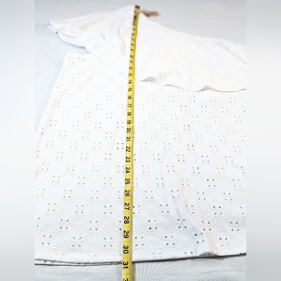 🆕 Torrid One Shoulder Eyelet Top (Torrid 5) - Picture 10 of 13